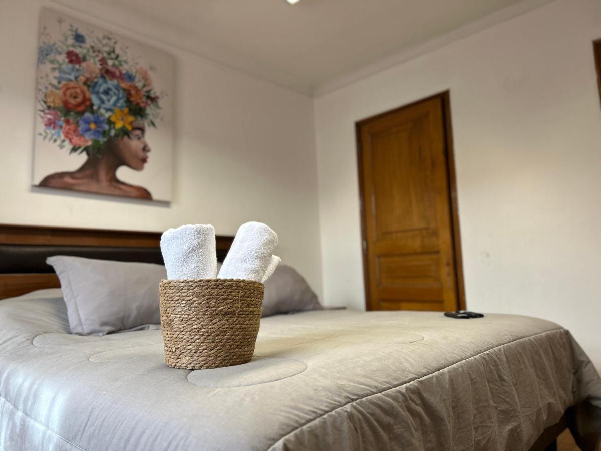 Casona Lorena Сантяго Екстериор снимка